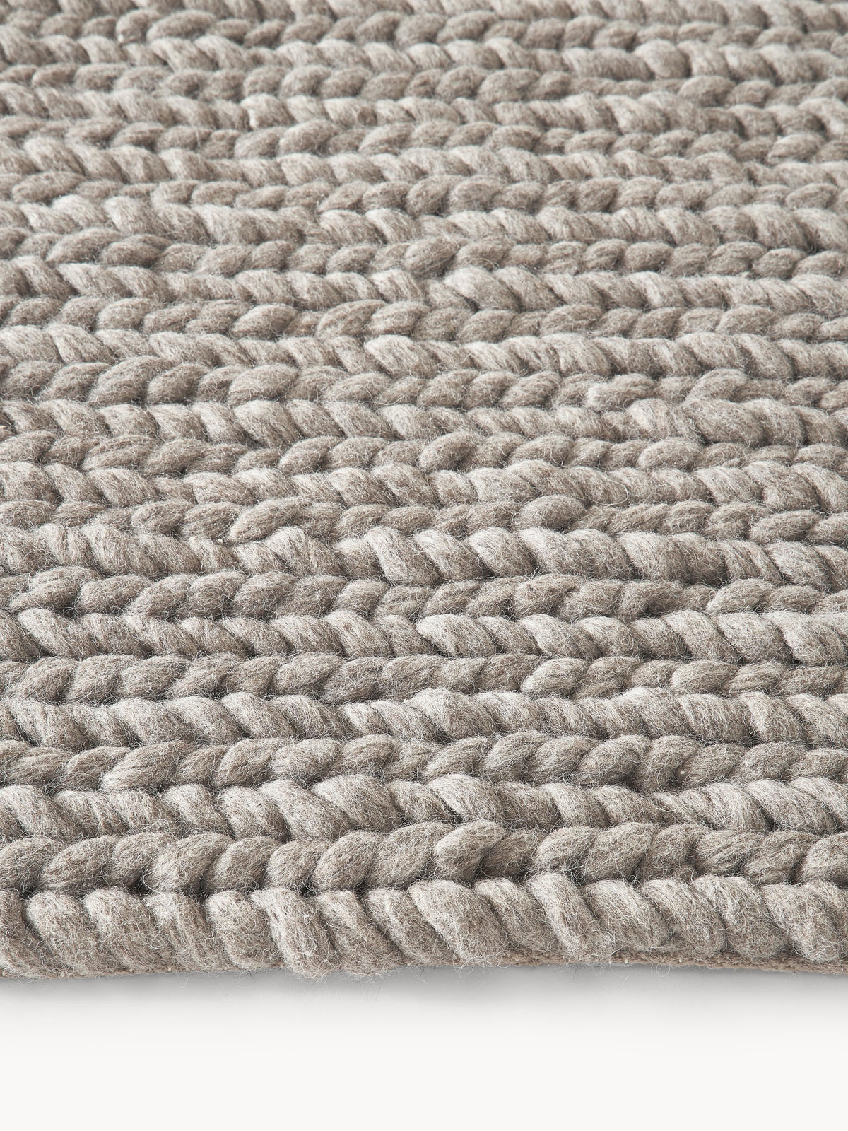 Brunilo Handmade Wool Rug with Braided Texture