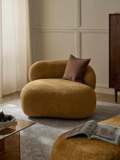 Albrisa Lounge Chair in Teddy Bouclé