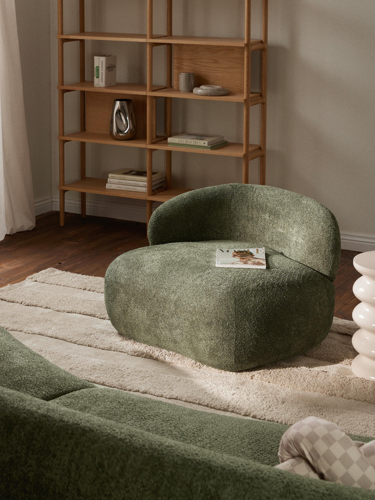 Albrisa Lounge Chair in Teddy Bouclé