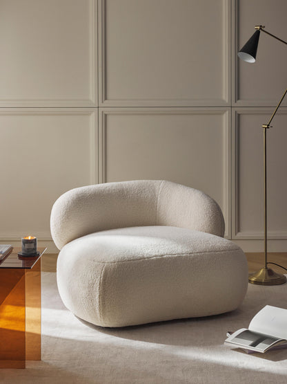 Albrisa Lounge Chair in Teddy Fur