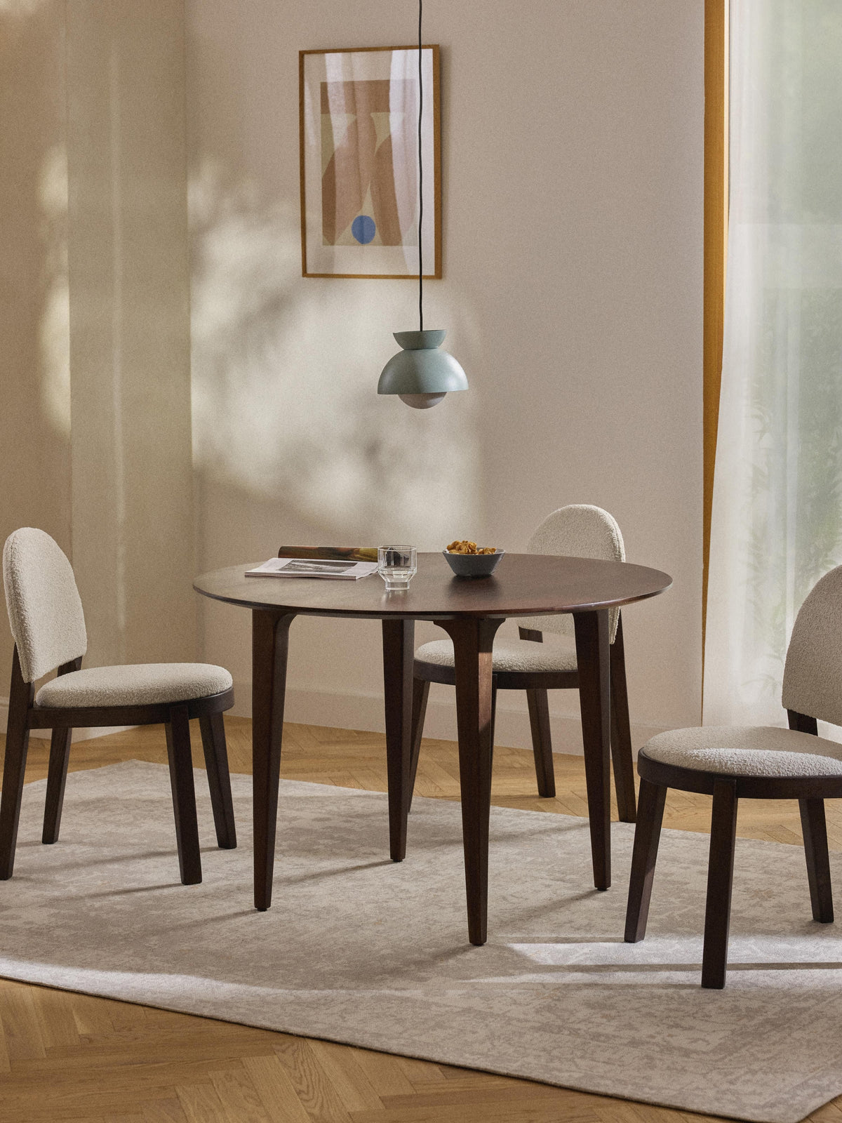 Archinta Round Dining Table in Mango Wood, Ø 110 cm