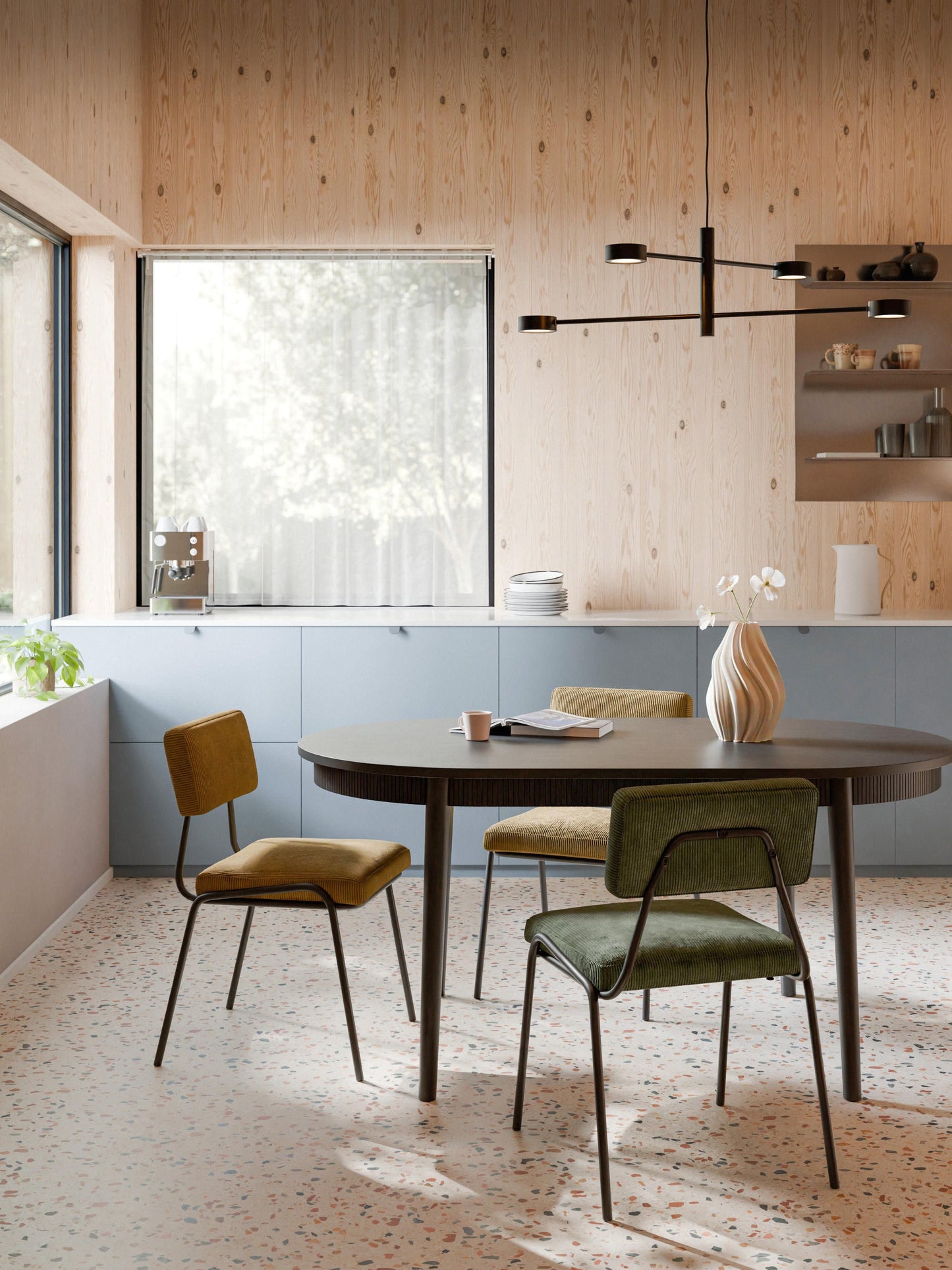 Calmeno Dining Table, Extendable, in Various Sizes