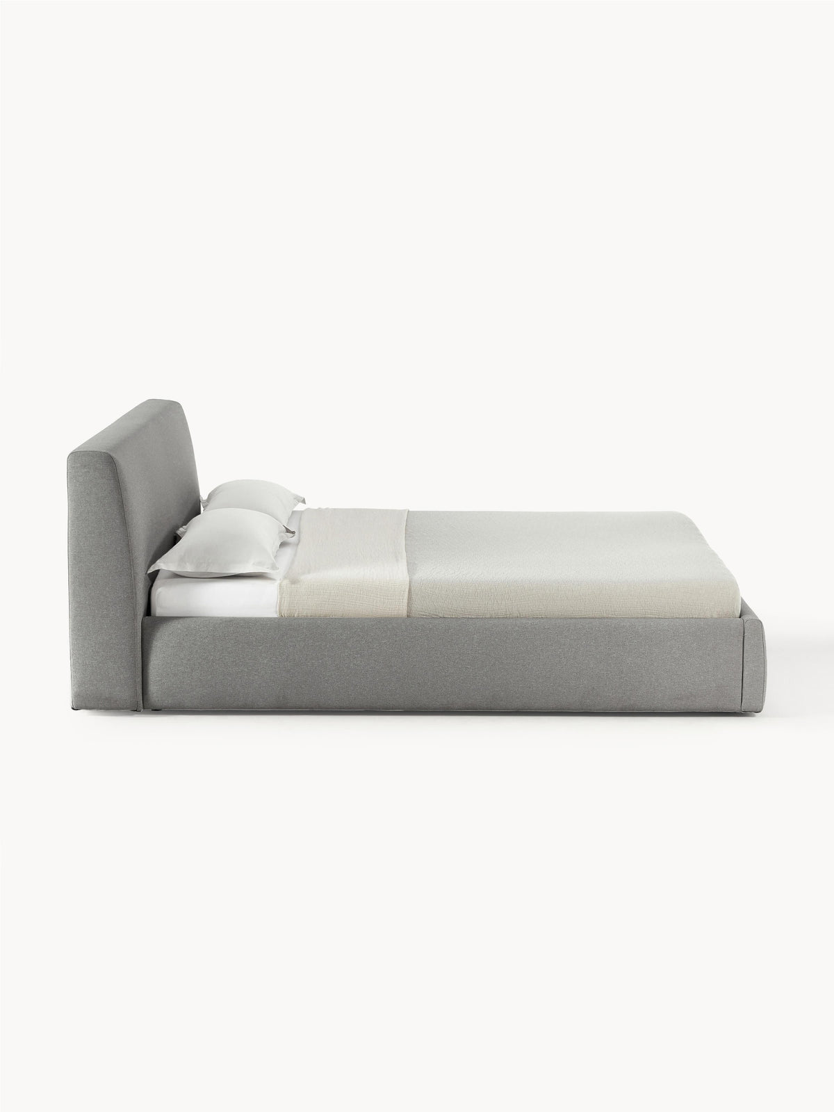 Clonoble Upholstered Bed