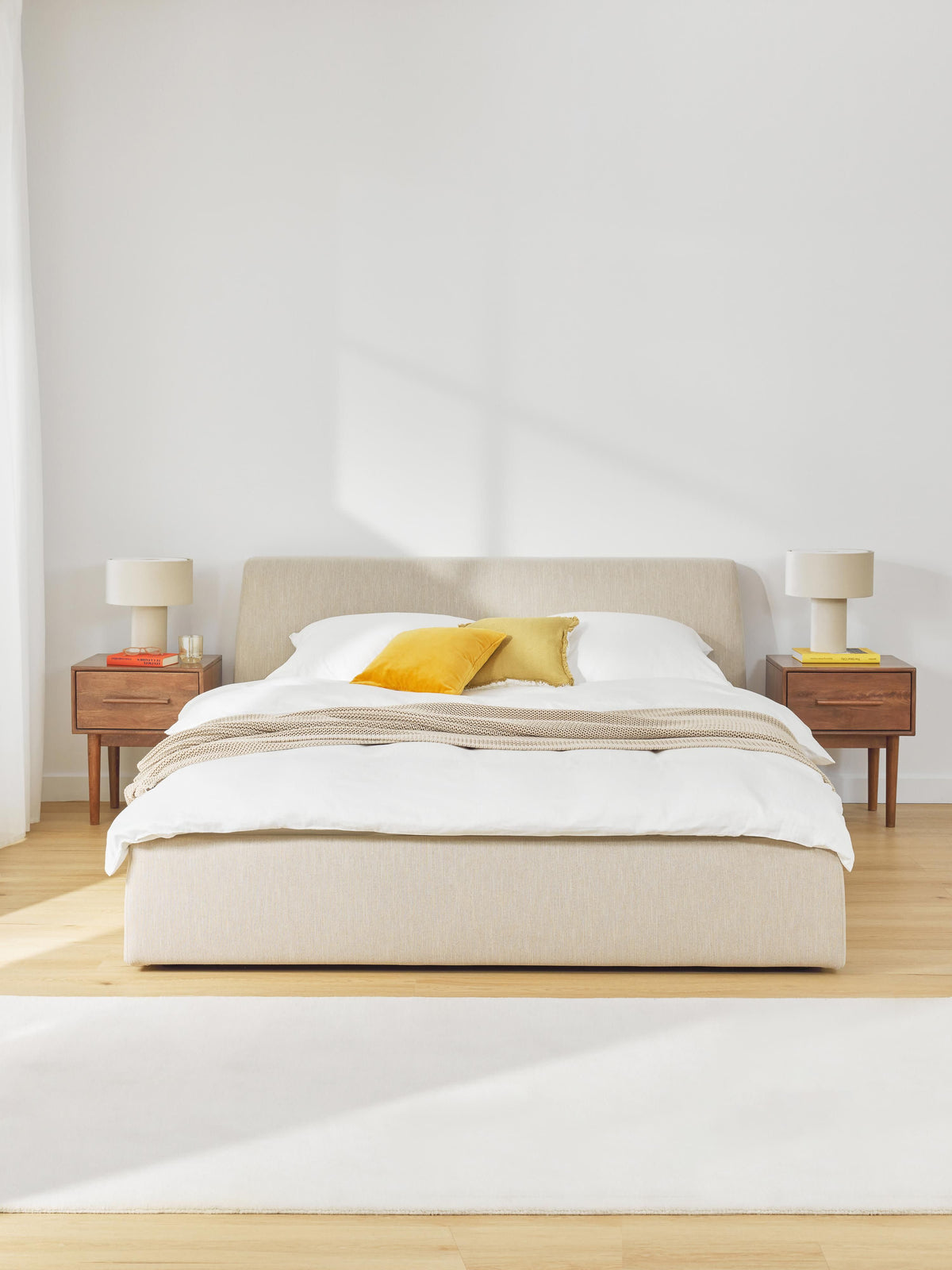 Clonoble Upholstered Bed with Storage