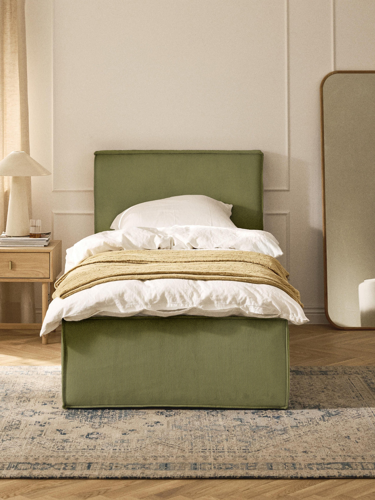 Dremira Single Bed in Corduroy