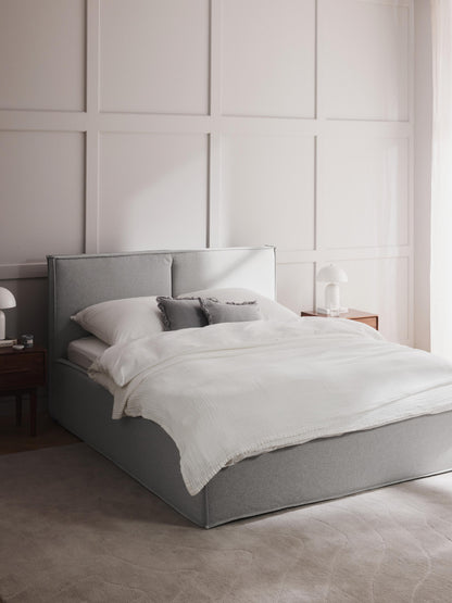 Dremira Upholstered Bed