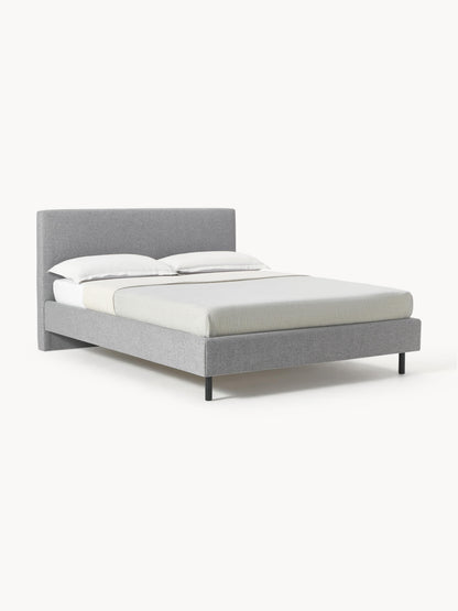 Giulrisa Upholstered Bed with Wooden Feet