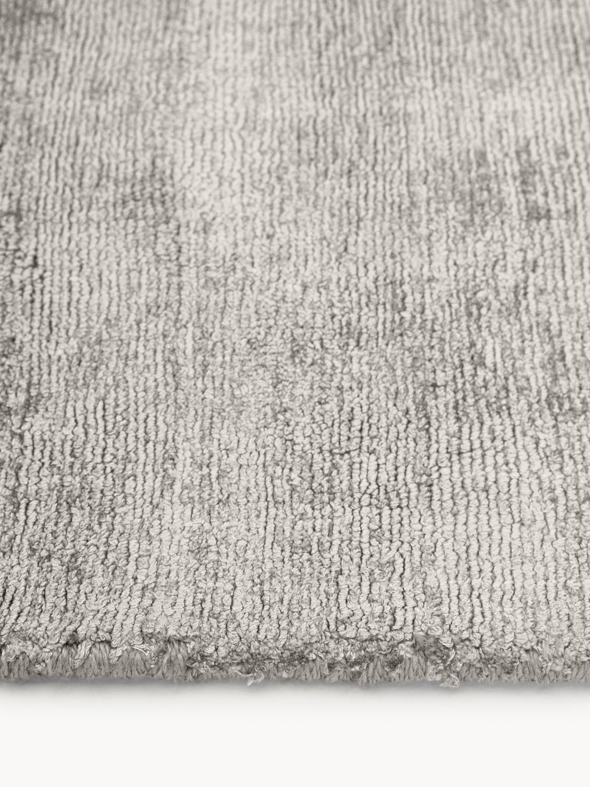 Jarinta Viscose Rug, Hand-Woven