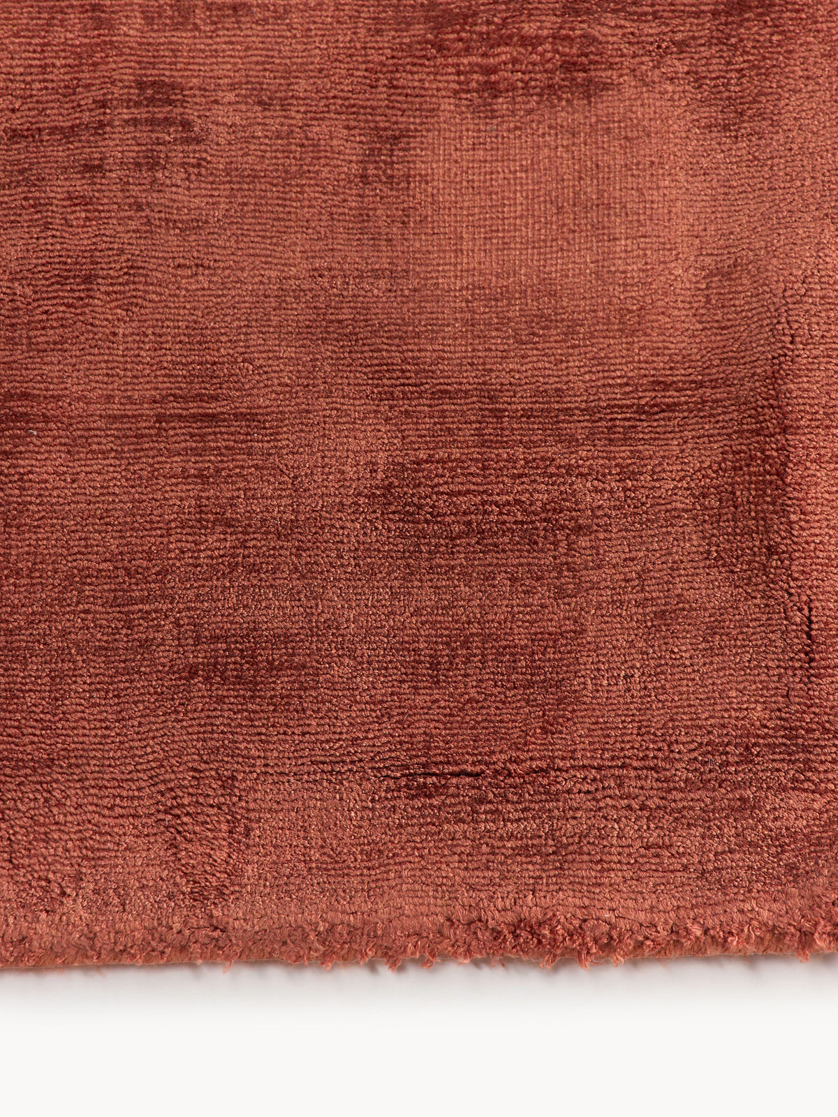 Jarinta Viscose Rug, Hand-Woven