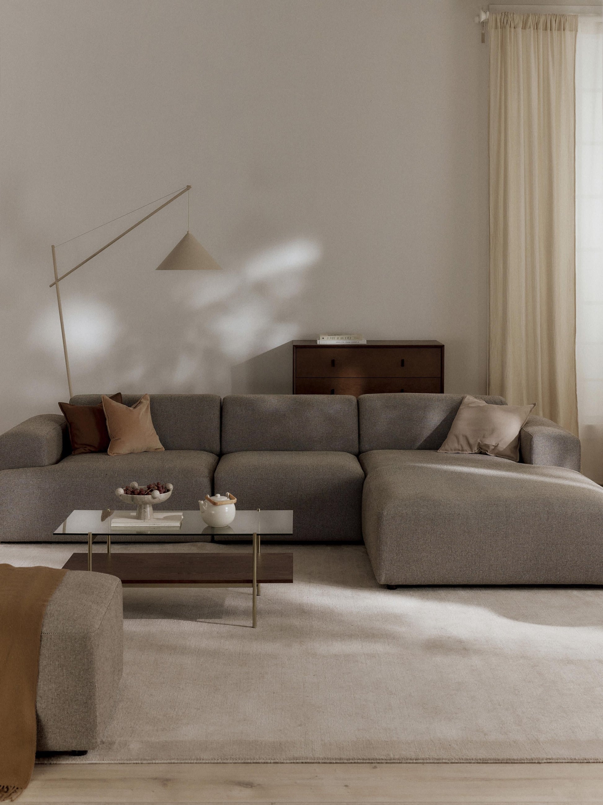 Melvinta Corner Sofa (4-Seater)