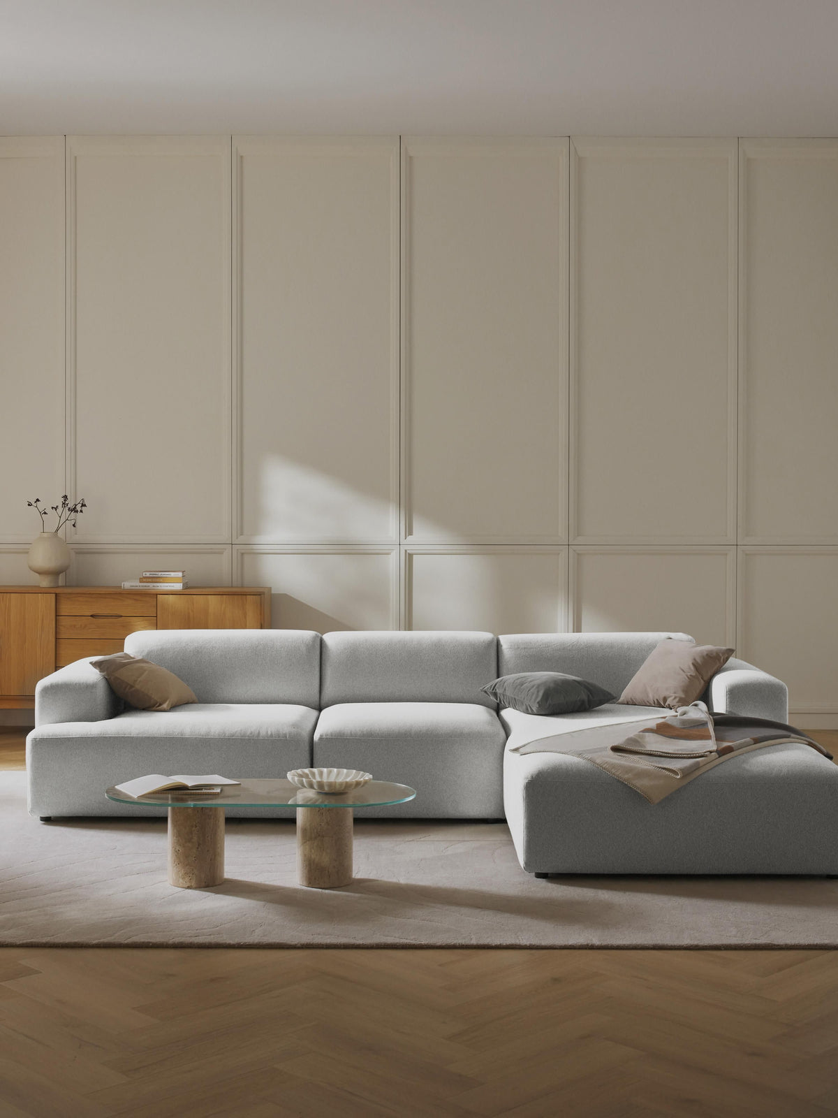 Melvinta Corner Sofa (4-Seater)