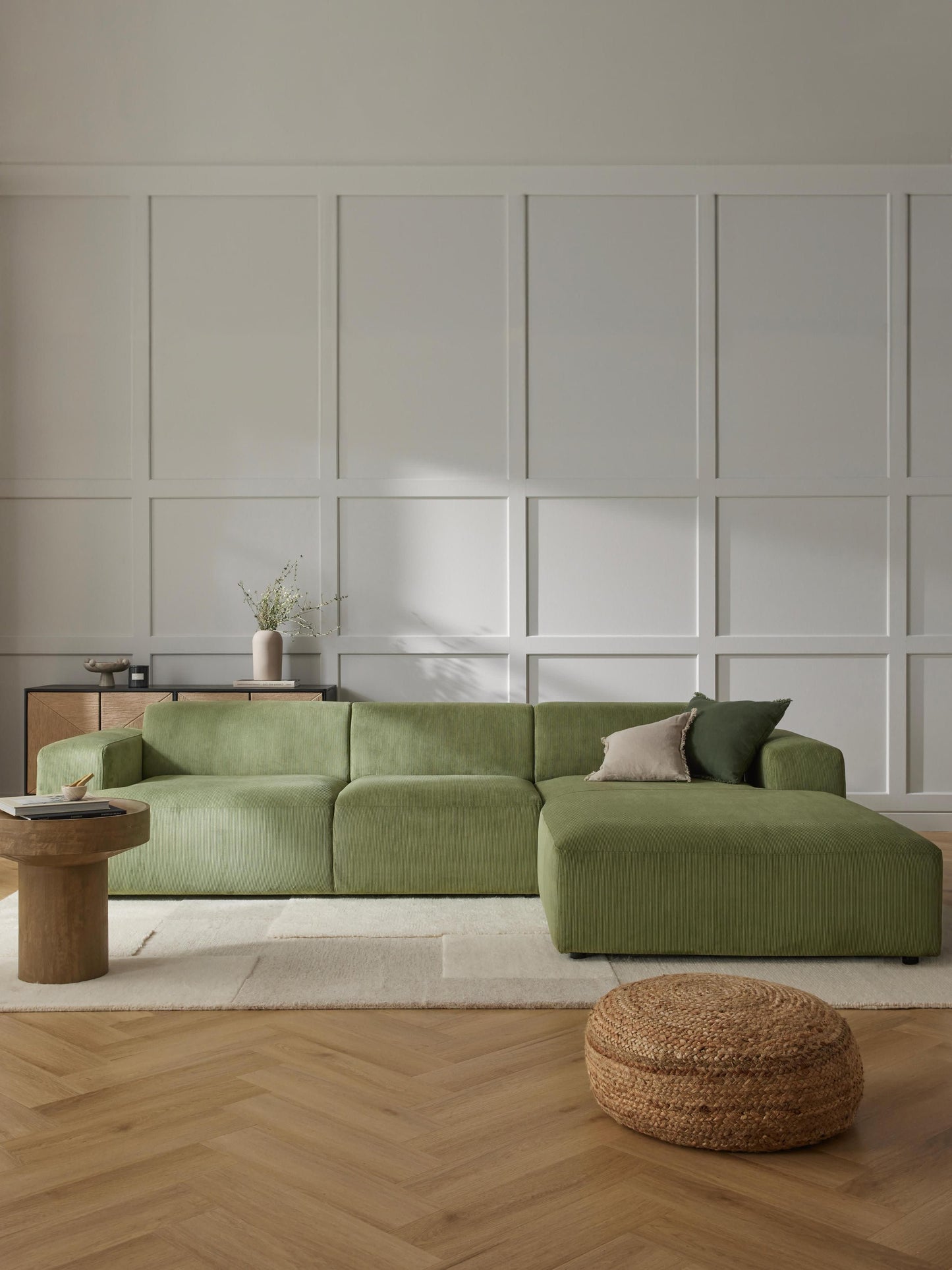 Melvinta Corner Sofa (4-Seater) in Corduroy