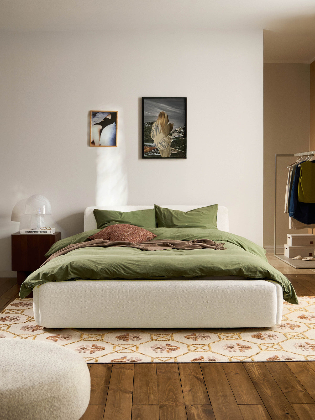 Melvinta Upholstered Bed